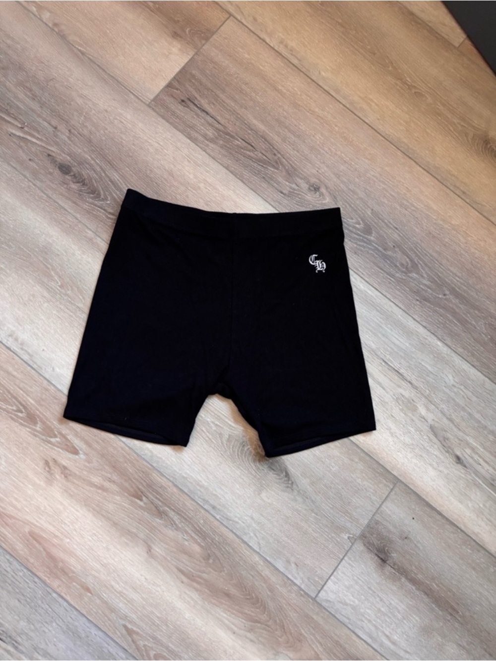 CHROME HEARTS WOMENS EMBROIDERED THERMAL SHORTS